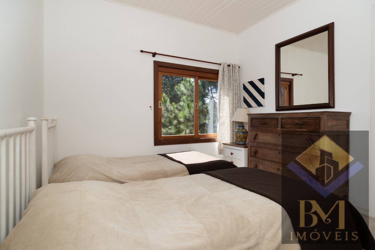 Casa, 5 quartos, 300 m² - Foto 21