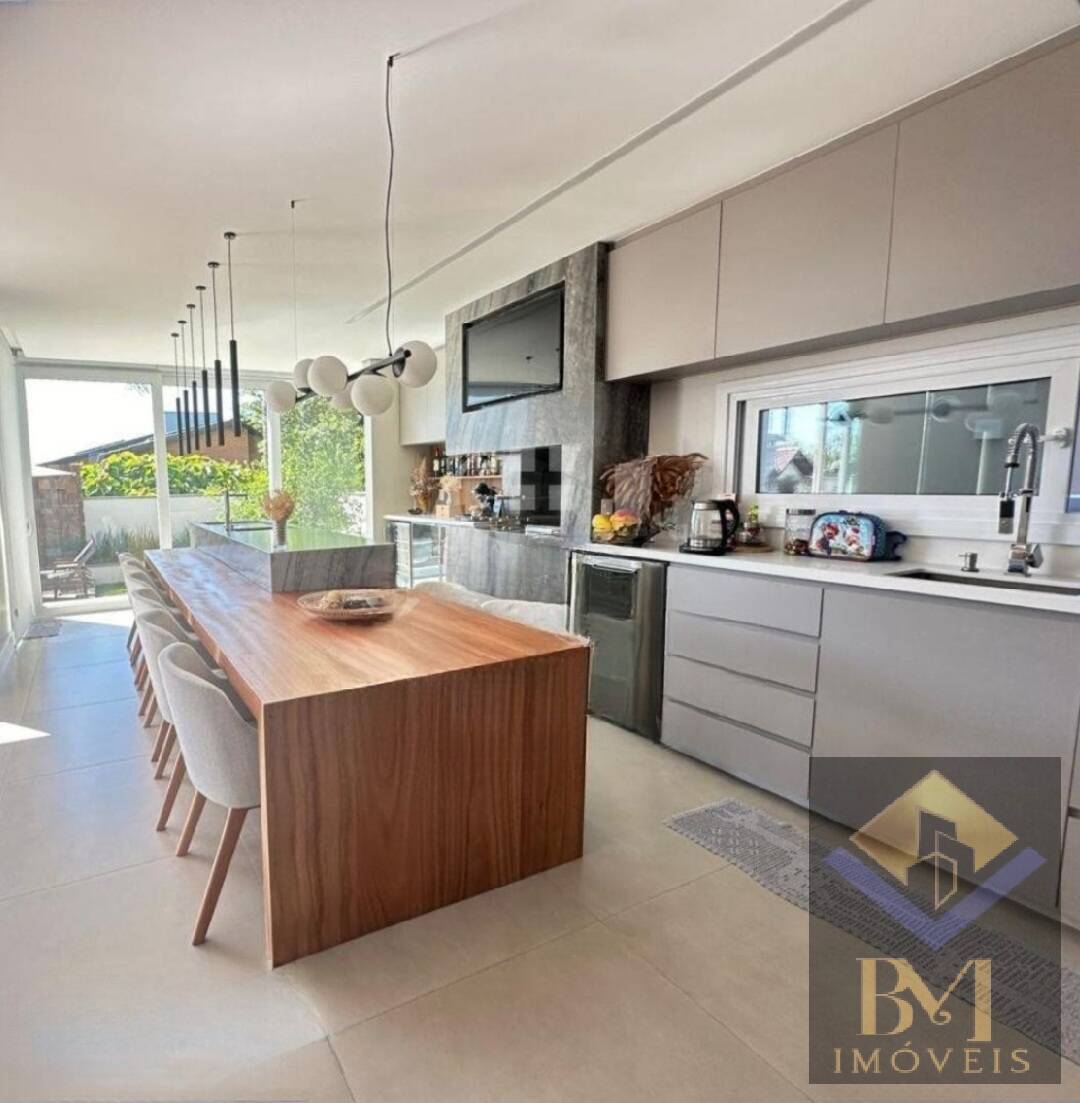 Casa, 3 quartos, 330 m² - Foto 8
