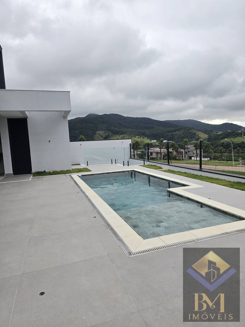 Casa, 4 quartos, 328 m² - Foto 5