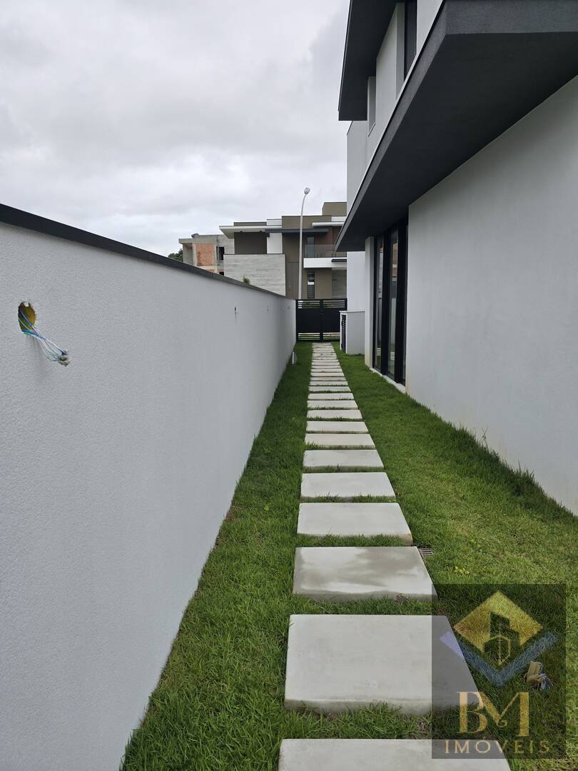 Casa, 4 quartos, 328 m² - Foto 3