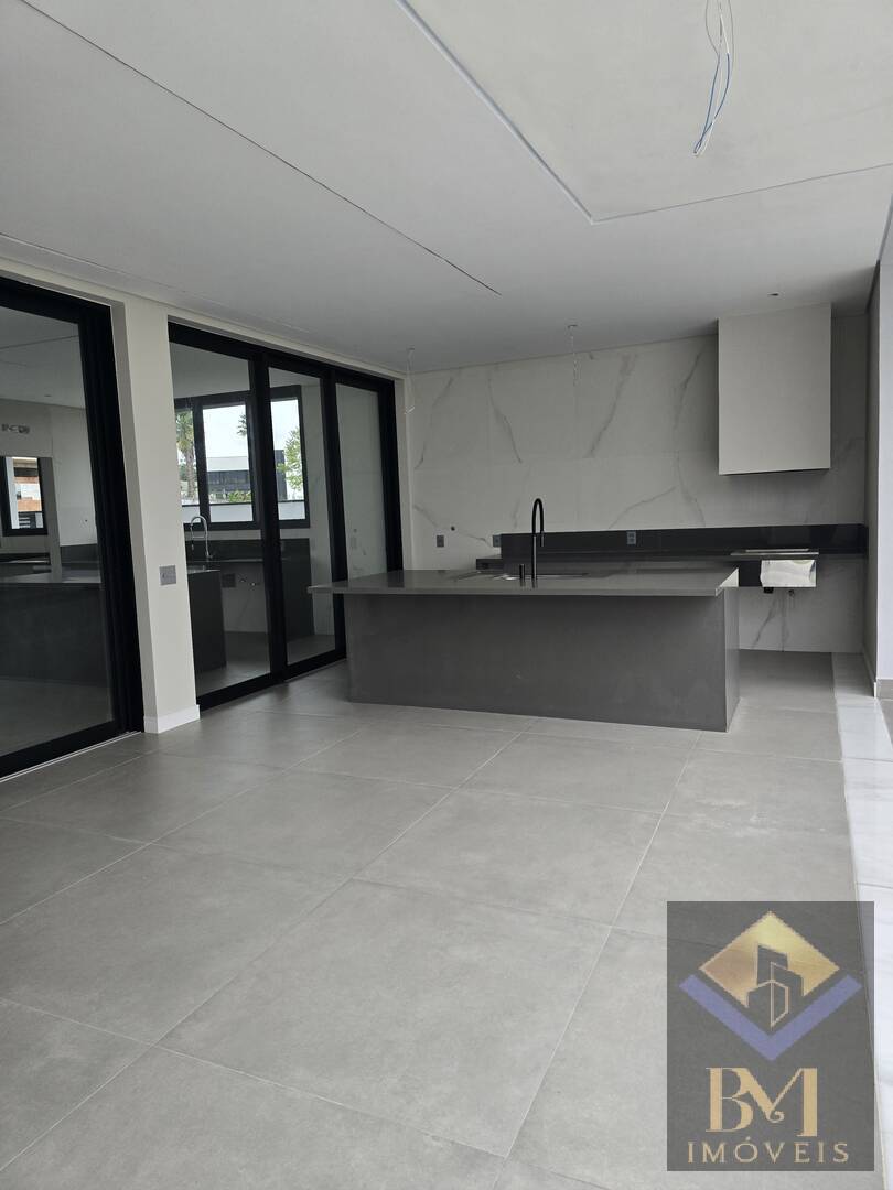Casa, 4 quartos, 328 m² - Foto 4
