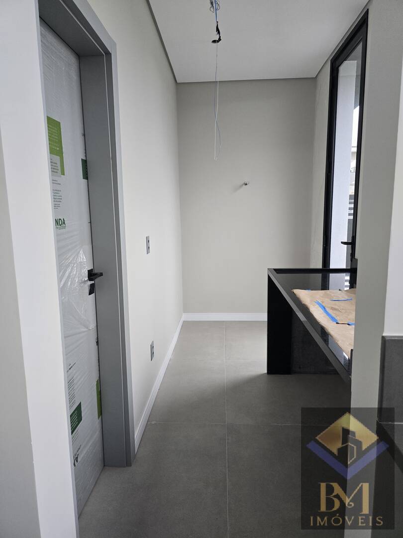 Casa, 4 quartos, 328 m² - Foto 9