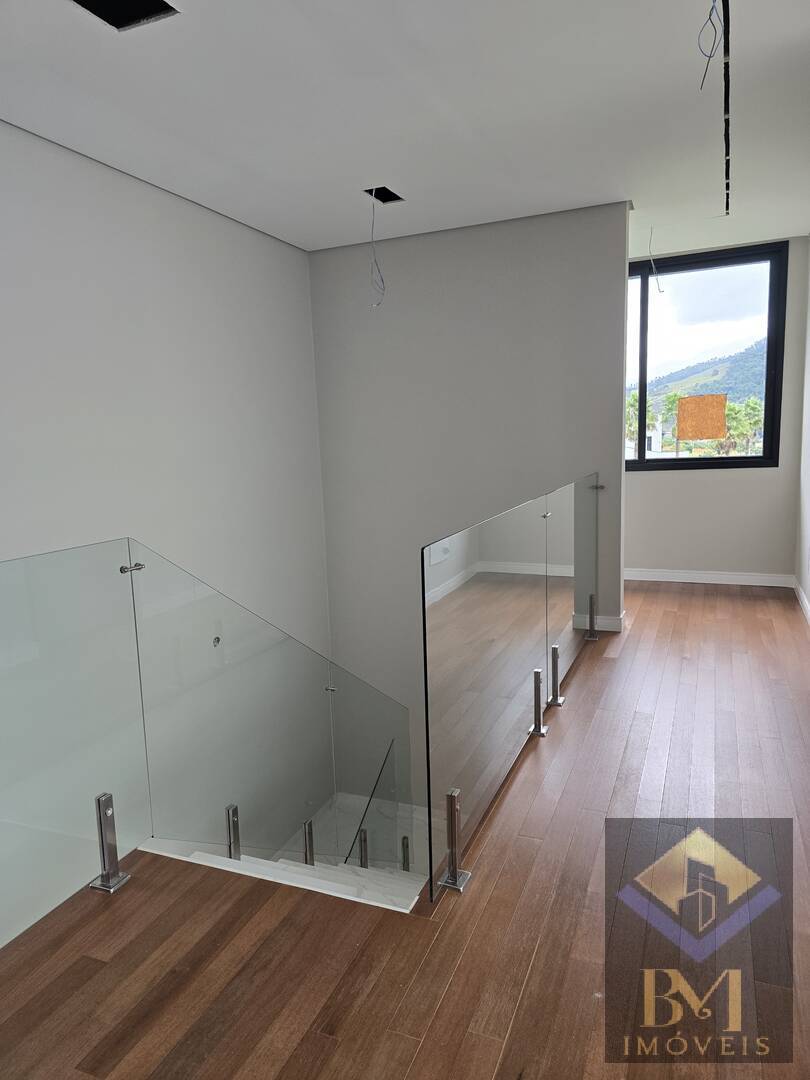 Casa, 4 quartos, 328 m² - Foto 19