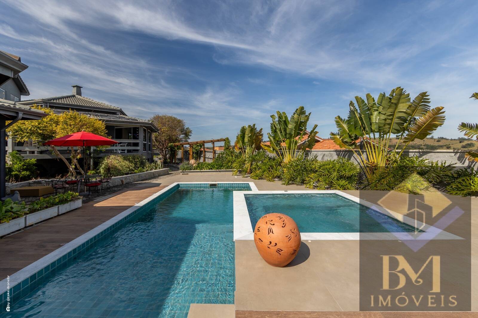 Casa, 6 quartos, 452 m² - Foto 1