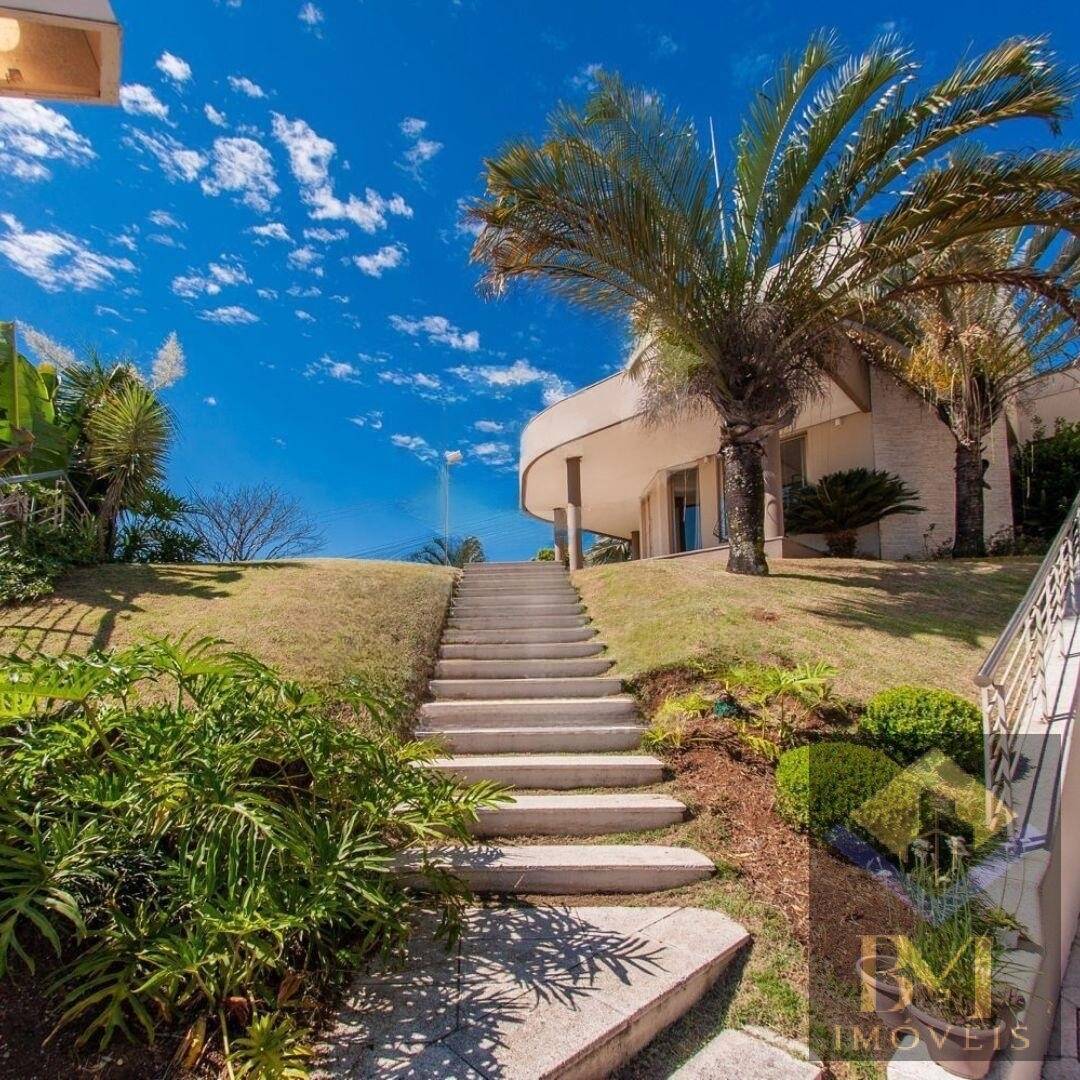 Casa, 4 quartos, 430 m² - Foto 1